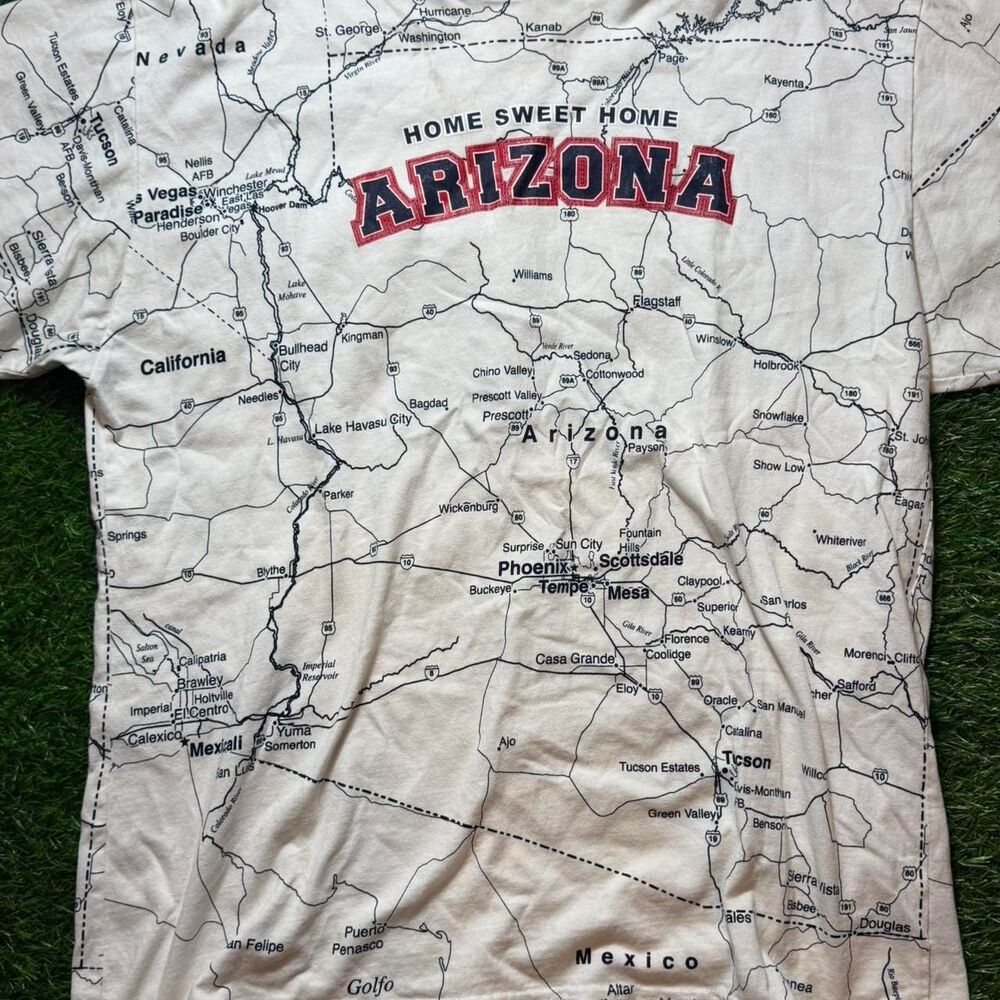 Unbranded Men's White and Cream T-shirt
